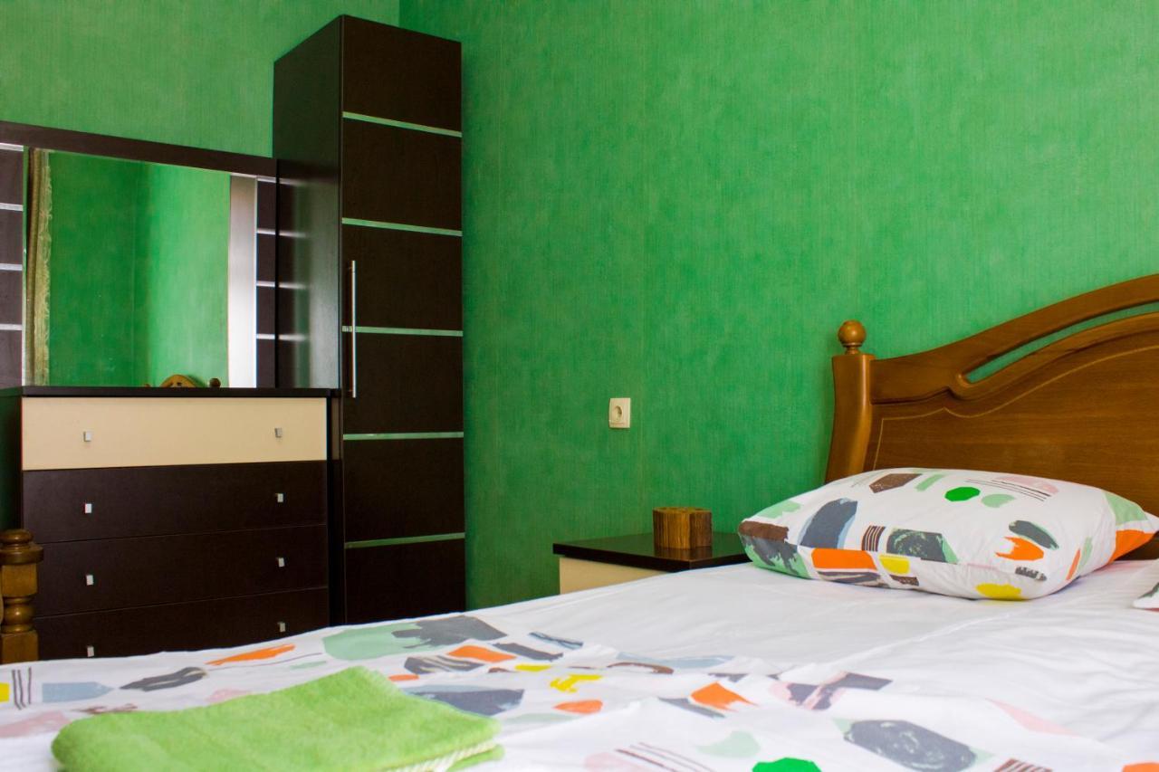 Nino'S Guest House Тбилиси Экстерьер фото