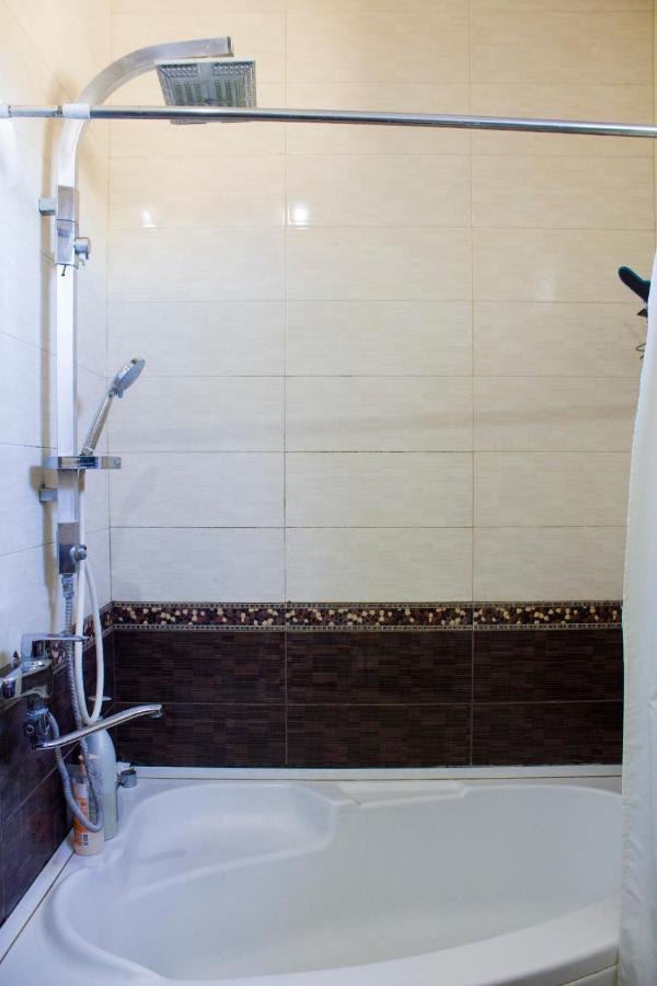 Nino'S Guest House Тбилиси Экстерьер фото