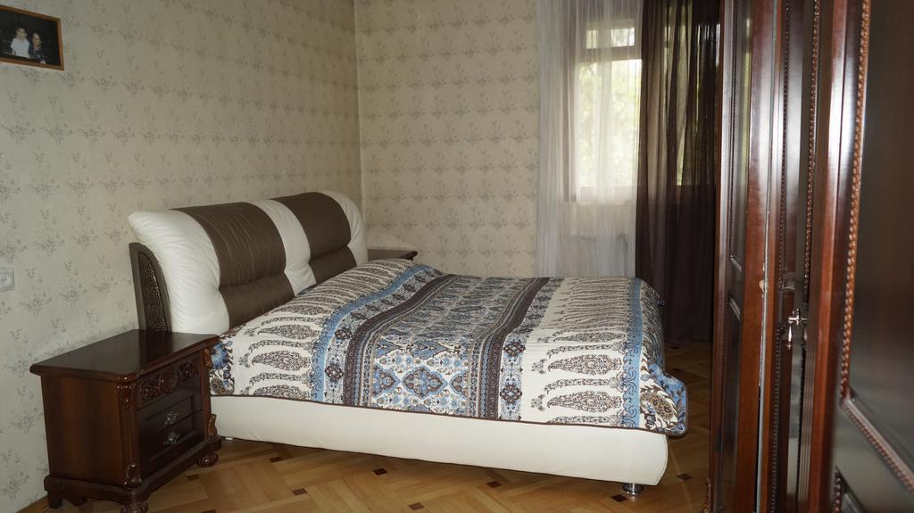 Nino'S Guest House Тбилиси Номер фото