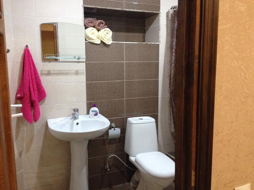 Nino'S Guest House Тбилиси Экстерьер фото